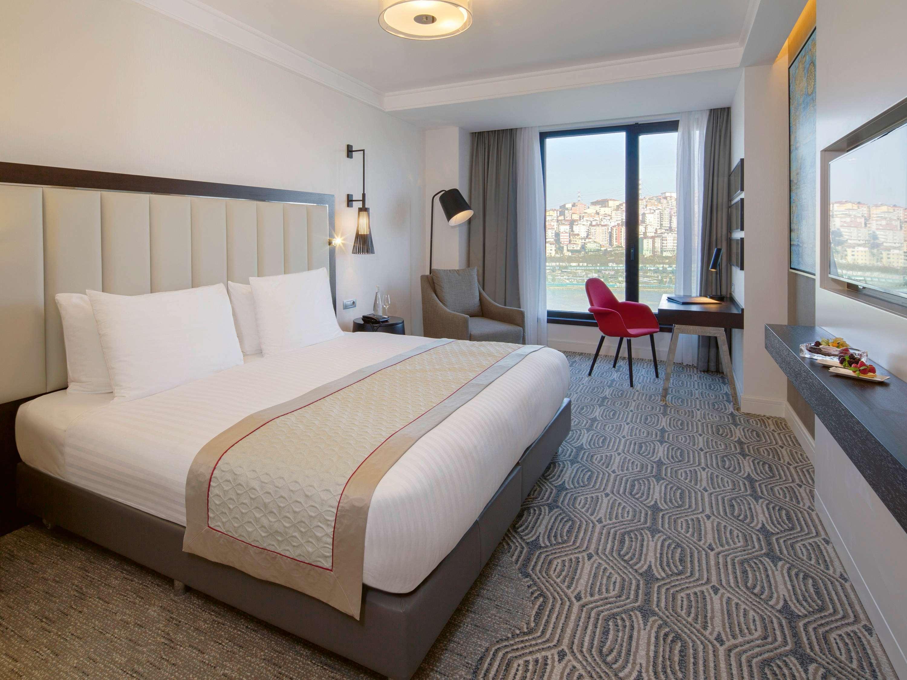 Moevenpick Istanbul Hotel Golden Horn Exteriér fotografie Deluxe room