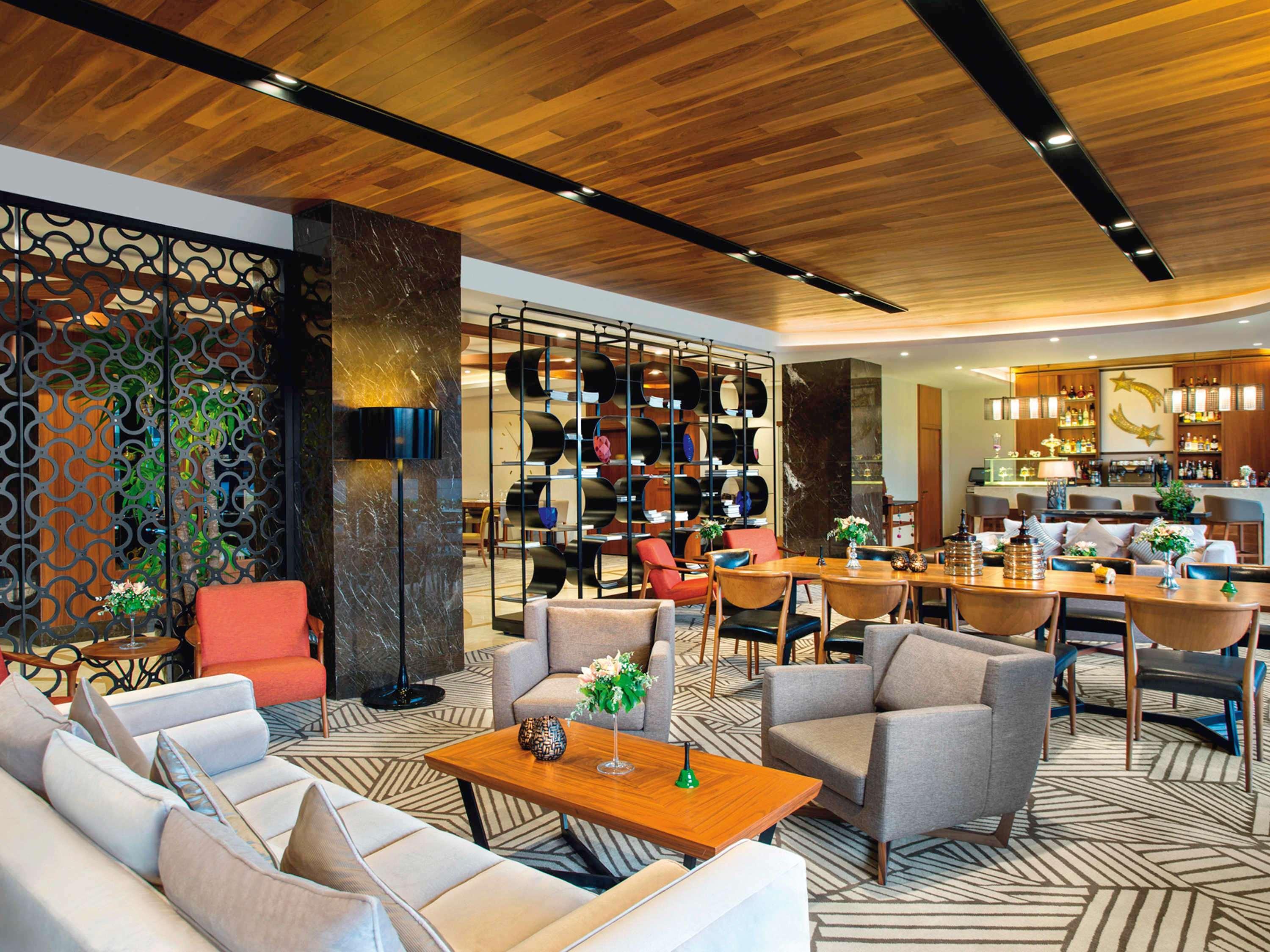 Moevenpick Istanbul Hotel Golden Horn Exteriér fotografie The lobby of the hotel