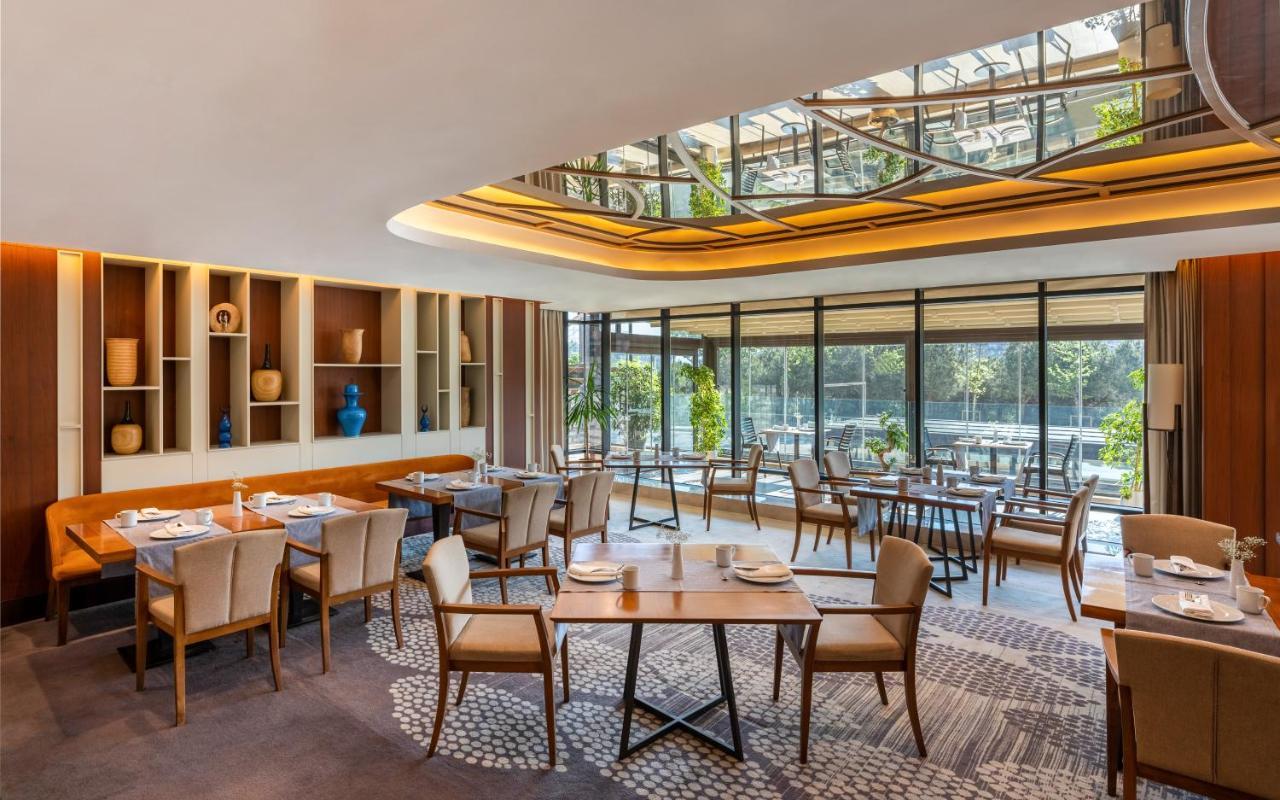 Moevenpick Istanbul Hotel Golden Horn Exteriér fotografie The restaurant