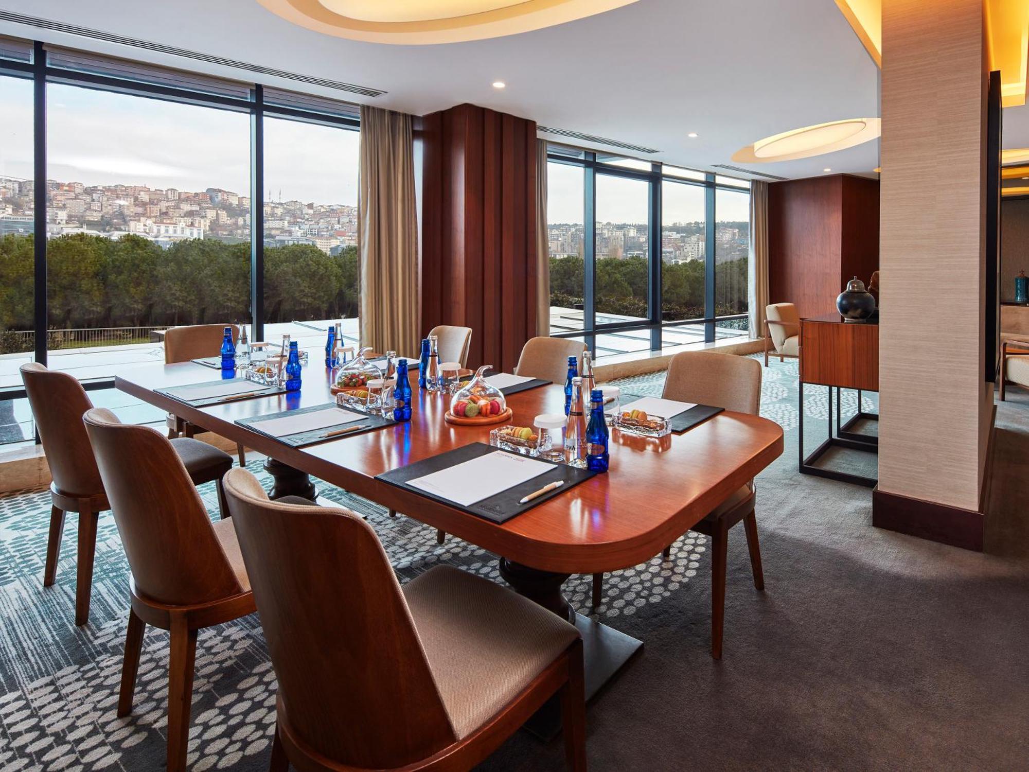 Moevenpick Istanbul Hotel Golden Horn Exteriér fotografie Meeting room